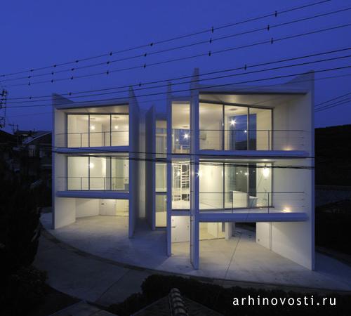 Загородный дом от Nakae Architects и Ohno Japan. Канагава, Япония.