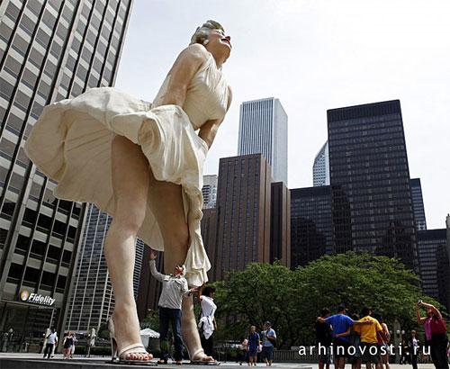 Marilyn Forever – статуя Мэрилин Монро. Чикаго, США.