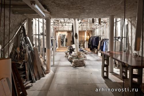 Разрушенный зал от Патрика Эрвела (Patrik Ervell) и Грэхама Хадсона (Graham Hudson). Нью-Йорк, США.