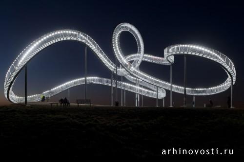 Скульптура Tiger & Turtle – Magic Mountain от Heike Mutter + Ulrich Genth. Дуйсбург, Германия.