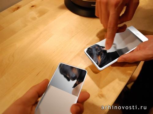 Fujitsu Brick от Шаочэн Хуан (Shaocheng Huang) и Юинь Хуан (Yuyin Huang).