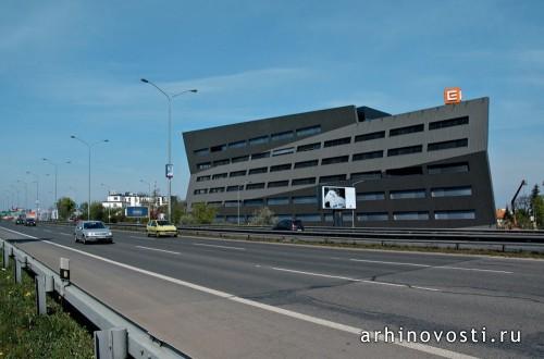 Офисное здание E от AulíkFišer Architects. Прага, Чехия.