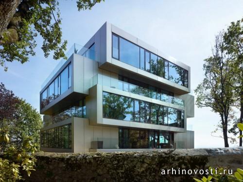 Жилой дом L’Ermitage от Andrea Pelati Architecte и Ipas Architectes. Невшатель, Швейцария.