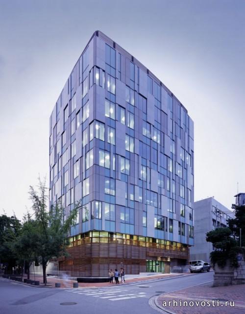 Посольство Канады в Южной Корее от Zeidler Partnership Architects. Сеул, Южная Корея.