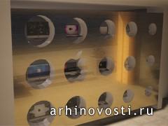 Витрина магазина Apple