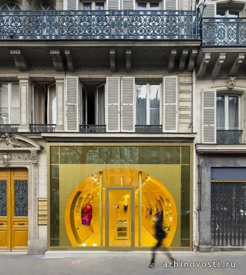 Магазин одежды Стеллы Каденте (Stella Cadente) от Atelier du Pont. Париж, Франция.