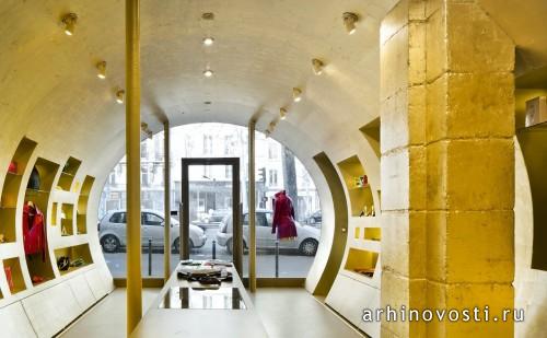 Магазин одежды Стеллы Каденте (Stella Cadente) от Atelier du Pont. Париж, Франция.