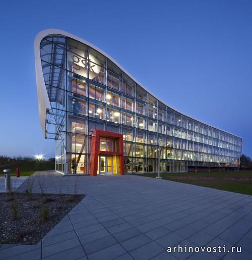 Офис компании GlaxoSmithKline от Сoarchitecture. Квебек, Канада.