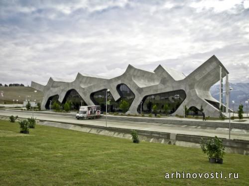 Придорожные зоны отдыха от J. Mayer H. Лочини, Грузия.