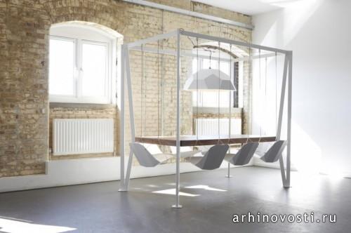 Комплект мебели «Swing Table» (Качающийся стол) от Кристофер Даффи (Christopher Duffy).