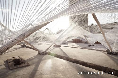 Инсталляция «Loom-Hyperbolic» от Barkow Leibinger Architects. Марракеш, Марокко.