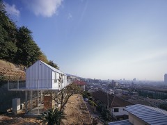 Дом от Tato Architects. Кобе, Япония.
