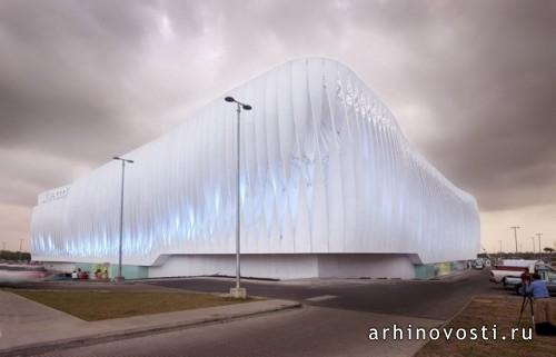 Супермаркет Liverpool от Iñaki Echeverria. Вильяэрмоса, Мексика. Супермаркет Liverpool от Iñaki Echeverria. Вильяэрмоса, Мексика.