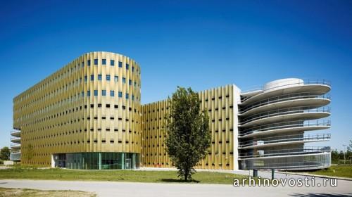 Автомобильная стоянка «de Cope» от JHK Architecten. Утрехт, Нидерланды.
