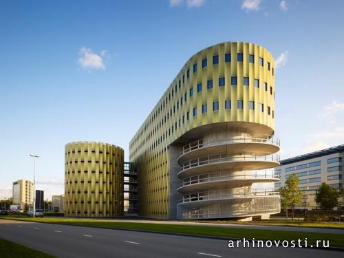 Автомобильная стоянка «de Cope» от JHK Architecten. Утрехт, Нидерланды.