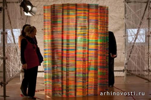 Инсталляция «Chromatic Screen» (Хроматический экран) от Like Architects.