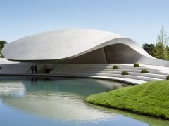 Павильон Porsche от Henn Architekten. Вольфсбург, Германия.