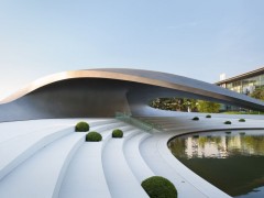Павильон Porsche от Henn Architekten. Вольфсбург, Германия.