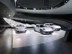 Павильон Porsche от Henn Architekten. Вольфсбург, Германия.