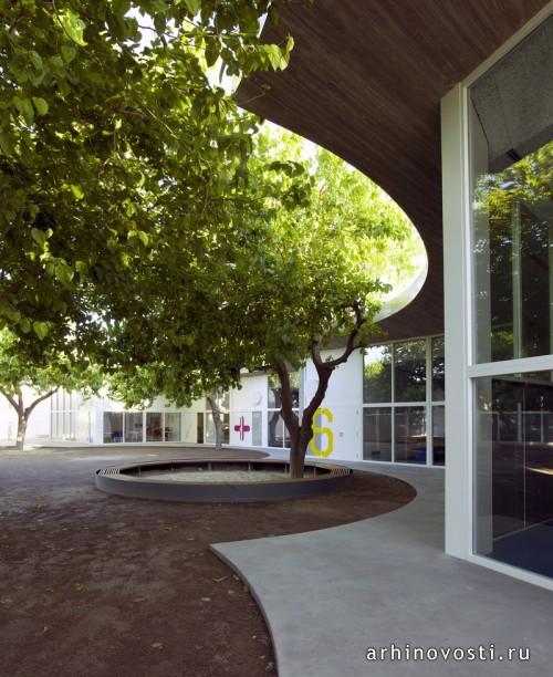 Детский университет от Paredes Pedrosa. Гандиа, Испания.