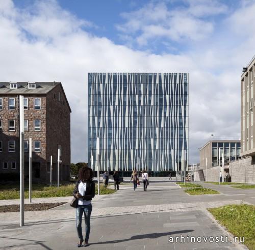 Библиотека Абердинского университета от schmidt hammer lassen architects. Абердин, Великобритания.