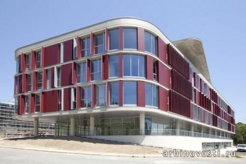 Офисное здание «Building A» от Studio Manfroni & Associati. Специя, Италия.