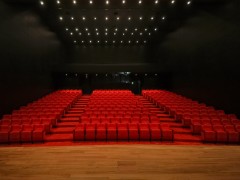 Комплекс Fernando Botero Library Park от G Ateliers Architecture. Сан Кристобаль, Колумбия.