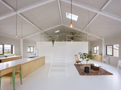 Жилой дом из склада от Airhouse Design Office. Йоро, Япония.