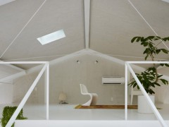 Жилой дом из склада от Airhouse Design Office. Йоро, Япония.