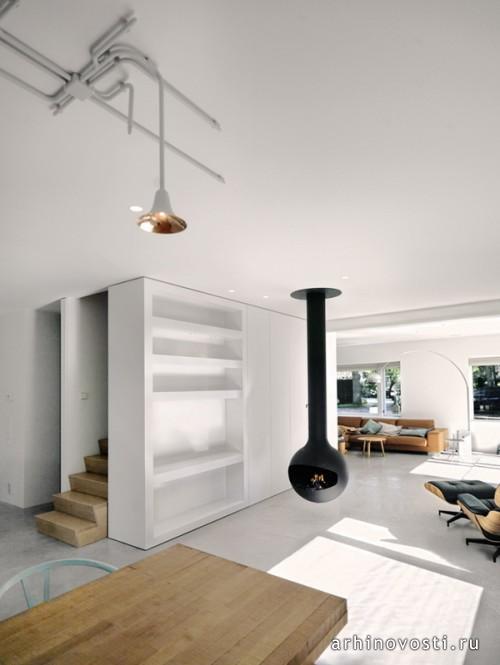 Треугольный дом от BaksvanWengerden Architecten. Бентвельд, Нидерланды.