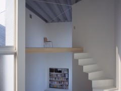 Жилой дом «W Window» от Alphaville Architects. Киото, Япония.