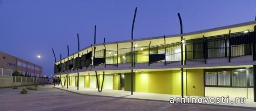 Многофункциональное здание от Vahos Architecture. Масамагрель, Испания. Многофункциональное здание от Vahos Architecture. Масамагрель, Испания.