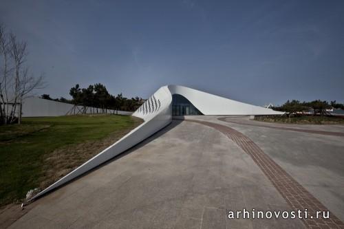 Общественные души от HHD_FUN Architects. Жичжао, Китай.