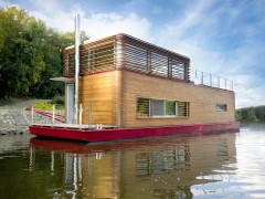 Дом-лодка «SayBoat» от Милана Жидки (Milan Řídký). Чехия.