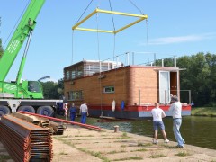 Дом-лодка «SayBoat» от Милана Жидки (Milan Řídký). Чехия.