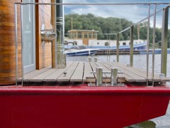 Дом-лодка «SayBoat» от Милана Жидки (Milan Řídký). Чехия.