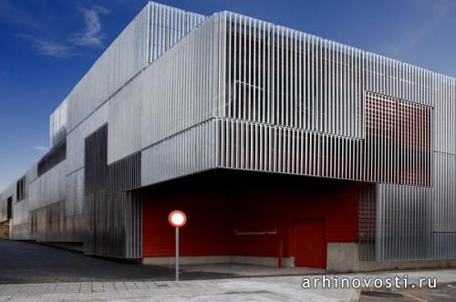 Центр медицинской помощи «CEDT Daimiel» от Estudio Entresitio. Даймьель, Испания.