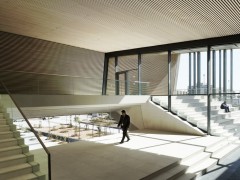 Центральный офис банка «Caja Badajoz» от Studio Lamela Architects. Бадахос, Испания.