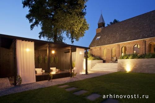 Проект «God’s Loft Story» (История лофта от Бога) от Leijh Kappelhoff Seckel van den Dobbelsteen architecten. Гаарло, Нидерланды.