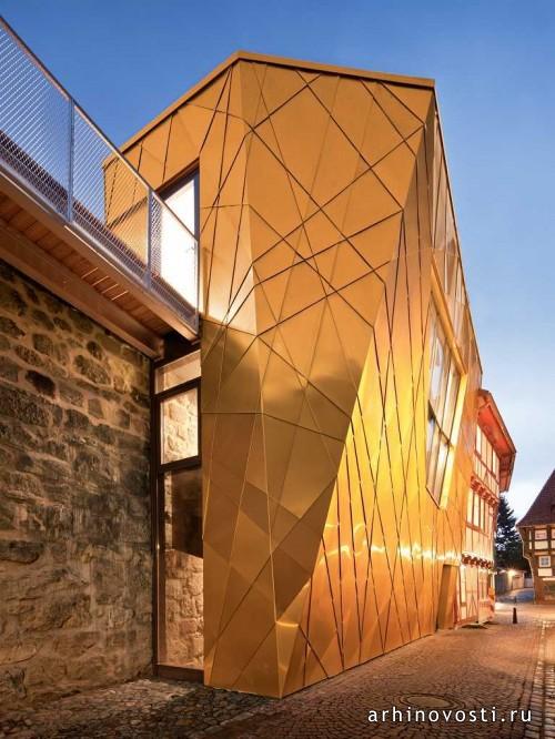 Музей искусства меткой стрельбы от Gnädinger Architekten. Дудерштадт, Германия.