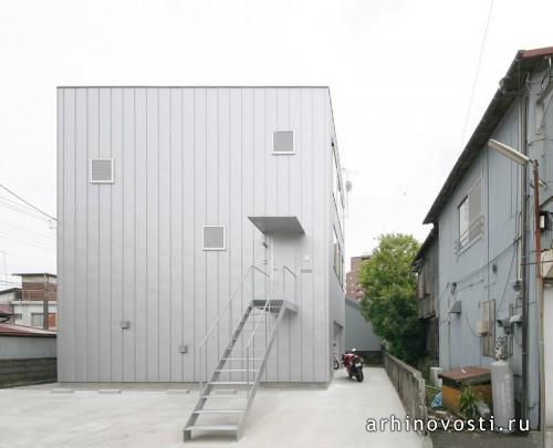 Многоуровневый жилой дом «Amida House» от Kochi Architect's Studio. Сидзуока, Япония.