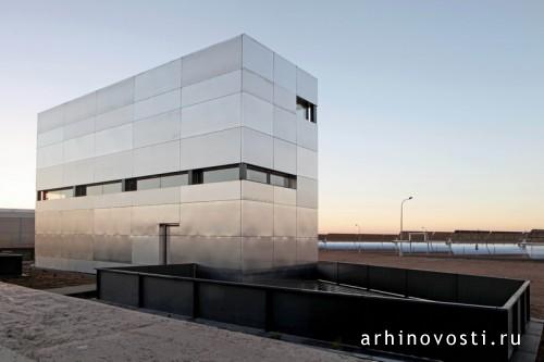 Многофункциональное здание от Sáenz De Oiza Arquitectos. Бадахос, Испания.