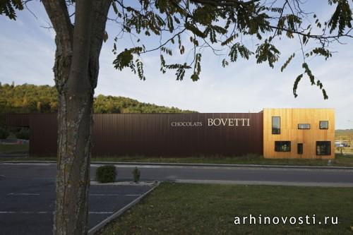 Расширение фабрики Bovetti от CA/PA Architectes. Террассон-Лавильдьё, Франция.
