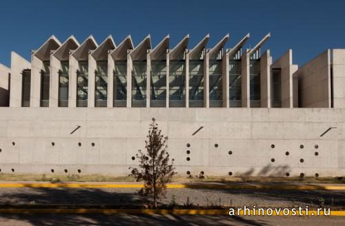 Учебное здание от Landa Arquitectos. Леон, Мексика.