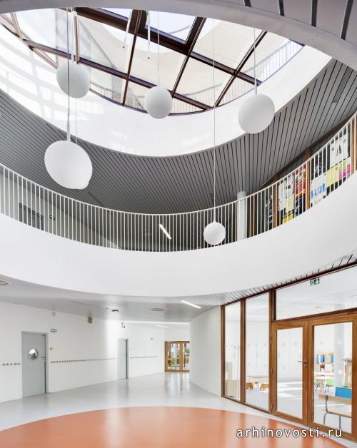 Мозаика в учебном процессе от Mikou Design Studio. Бобиньи, Франция.