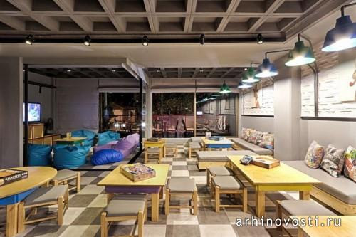 Кафе настольных игр Alaloum от Triopton Architects. Афины, Греция.