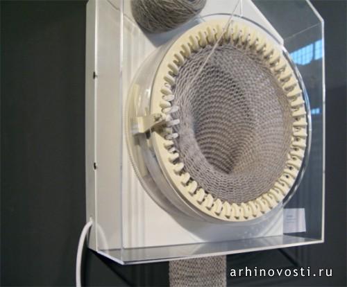 Часы-рукодельники от Siren Elise Wilhelmsen.