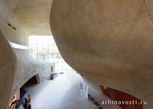 Музей истории польских евреев от Lahdelma & Mahlamäki Architects. Варшава, Польша.