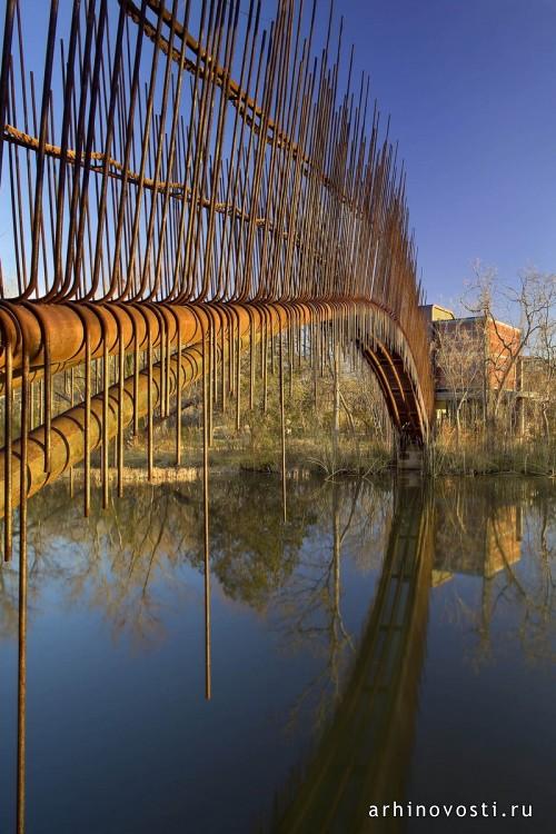 Пешеходный мост от Miró Rivera Architects. Остин, США.