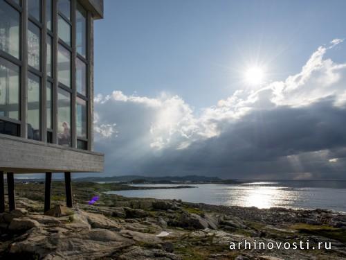 Отель The Fogo Island Inn от Saunders Architecture. Фого, Канада.